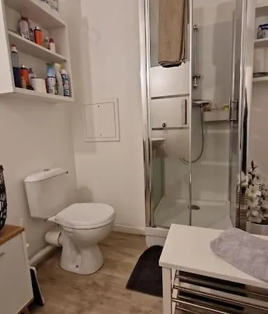 Studio Jardin Et Terrasse דירה *
